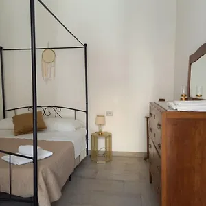 https://casa-vacanza-valentina.sicilyhotelsitaly.net