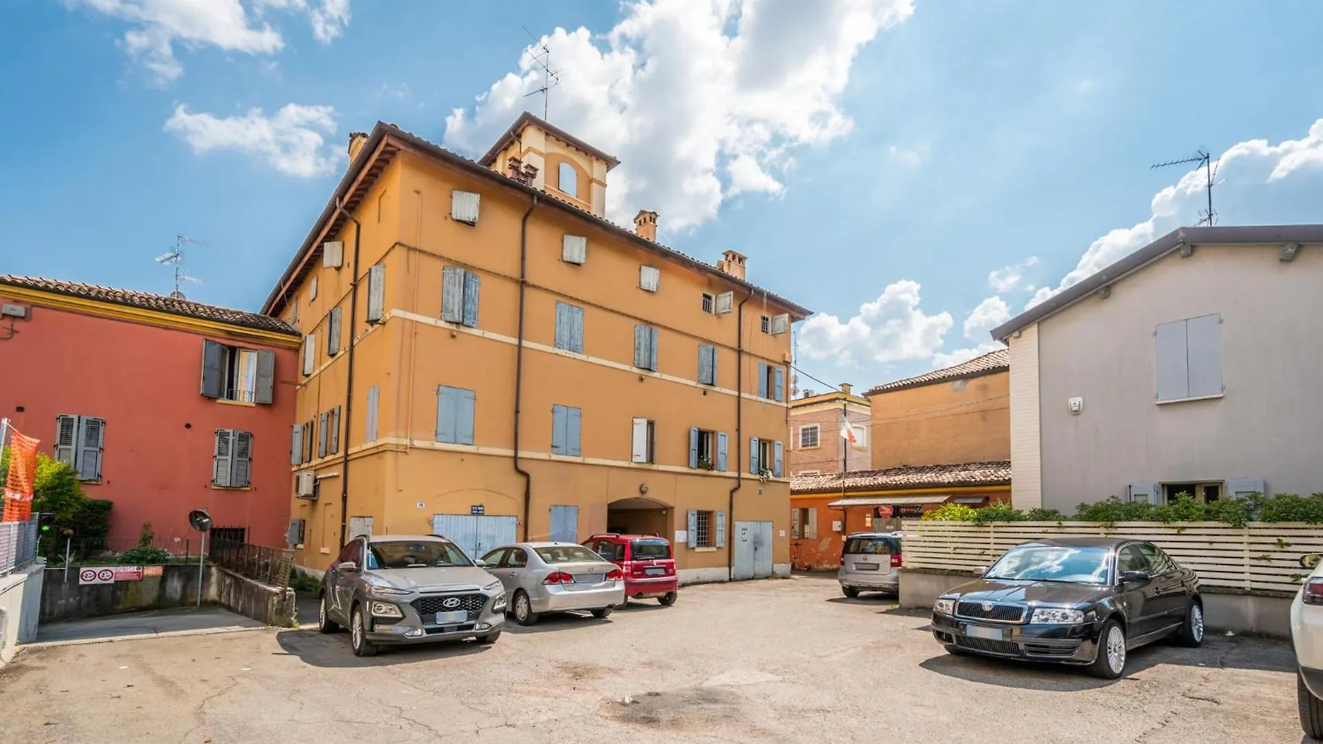 Appartamento Modena Al Mulein - 2 Passi Dal Centro Con Parcheggio